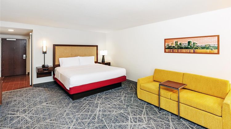 Hampton Inn & Suites Lonoke Room