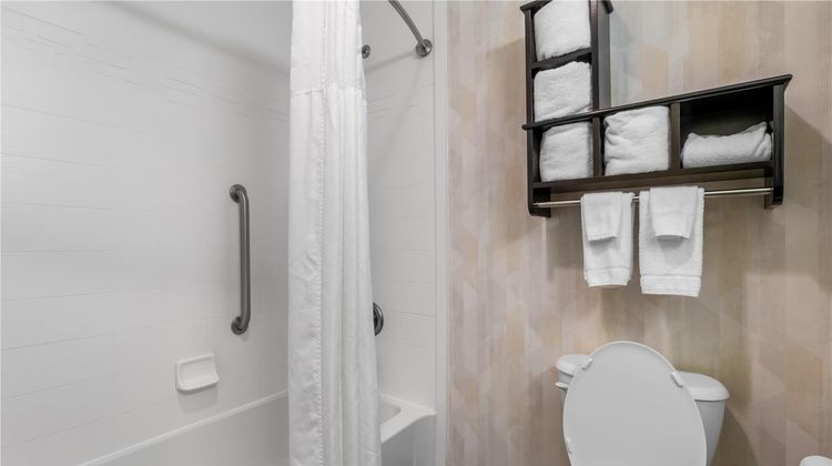 Hampton Inn Marion Room