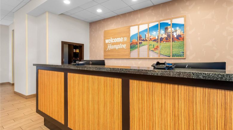 <b>Hampton Inn Marion Lobby</b>. Images powered by <a href="https://iceportal.shijigroup.com/" title="IcePortal" target="_blank">IcePortal</a>.