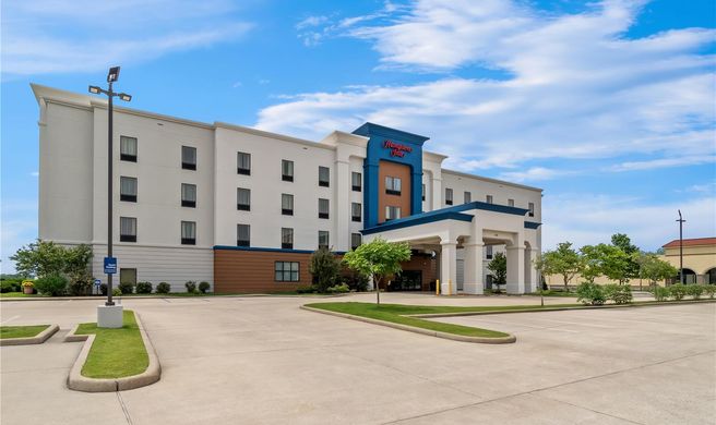 Hampton Inn Marion Exterior