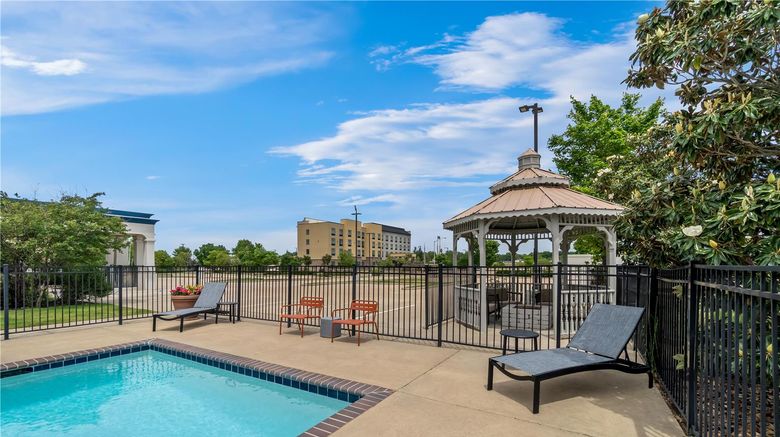 <b>Hampton Inn Marion Pool</b>. Images powered by <a href="https://iceportal.shijigroup.com/" title="IcePortal" target="_blank">IcePortal</a>.