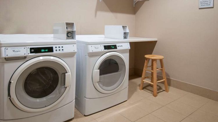 Hampton Inn, Hernando Other