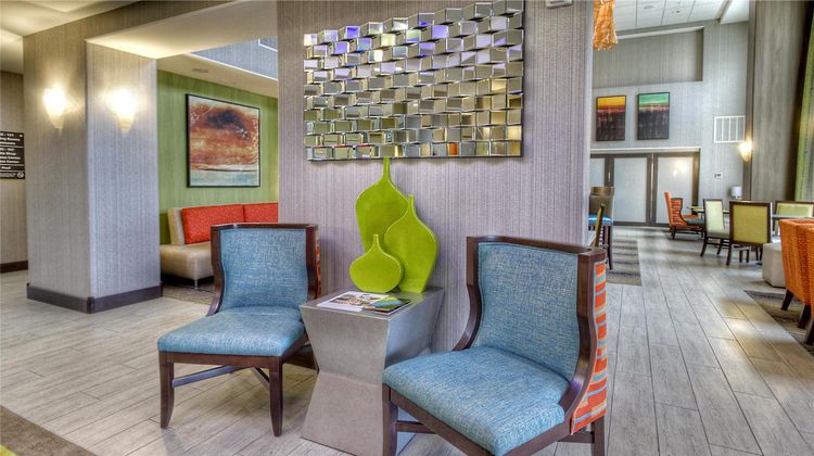 Hampton Inn and Suites Ada Lobby