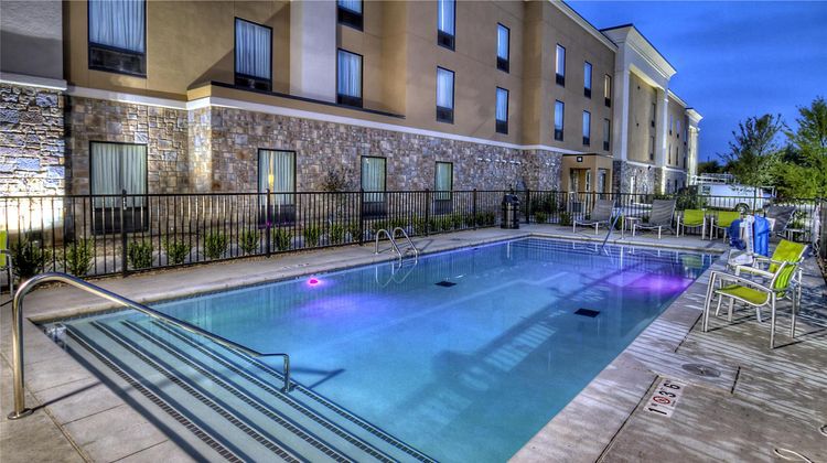 Hampton Inn and Suites Ada Pool