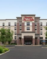 Hampton Inn & Suites Harmarville