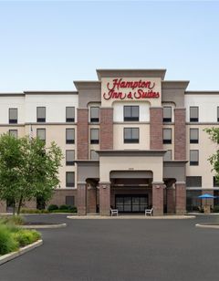 Hampton Inn & Suites Harmarville