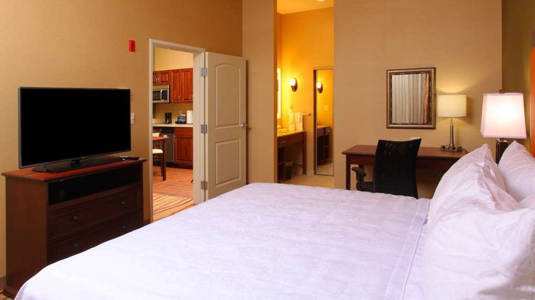 <b>Homewood Suites by Hilton, Richland Room</b>. Images powered by <a href="https://iceportal.shijigroup.com/" title="IcePortal" target="_blank">IcePortal</a>.