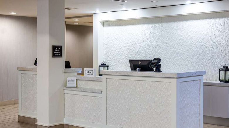 <b>Hilton Garden Inn Roanoke Lobby</b>. Images powered by <a href="https://iceportal.shijigroup.com/" title="IcePortal" target="_blank">IcePortal</a>.