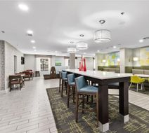 Hampton Inn Salem-Roanoke Lobby