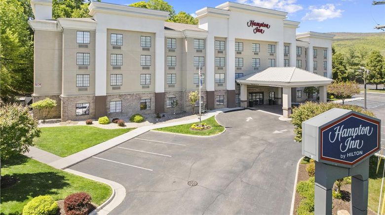 <b>Hampton Inn Salem-Roanoke Exterior</b>. Images powered by <a href="https://iceportal.shijigroup.com/" title="IcePortal" target="_blank">IcePortal</a>.