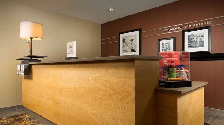 Hampton Inn & Suites, San Antonio Lobby