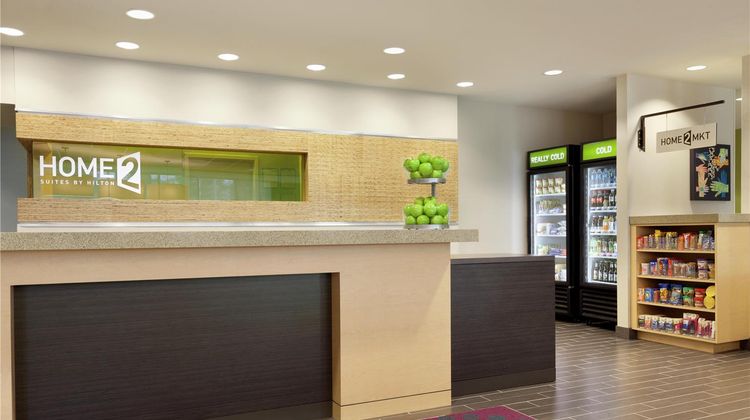 Home2 Suites by Hilton Seattle Airport Lobby