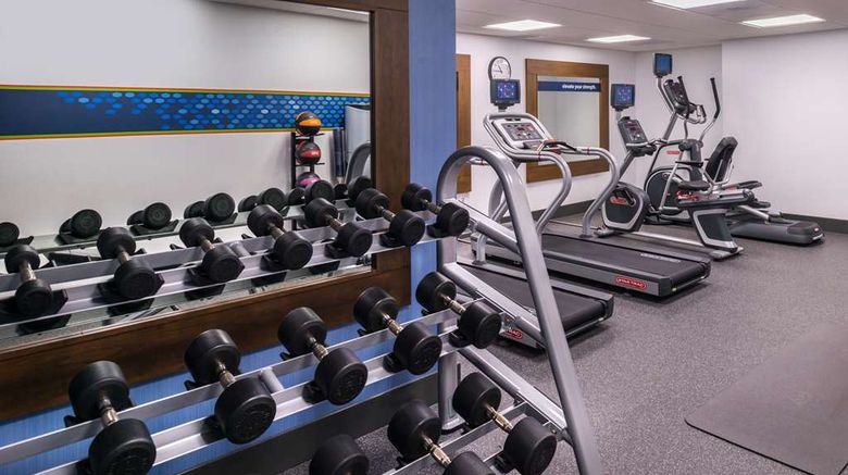 <b>Hampton Inn Downtown/Convention Center Health</b>. Images powered by <a href="https://iceportal.shijigroup.com/" title="IcePortal" target="_blank">IcePortal</a>.