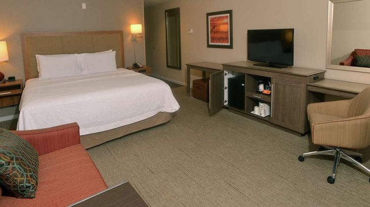 Hampton Inn Springfield-Southeast Room