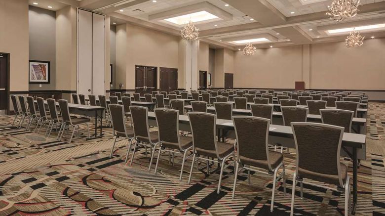 <b>Embassy Suites Tuscaloosa Downtown Meeting</b>. Images powered by <a href="https://iceportal.shijigroup.com/" title="IcePortal" target="_blank">IcePortal</a>.