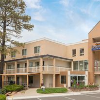 Baymont Inn & Suites Flagstaff