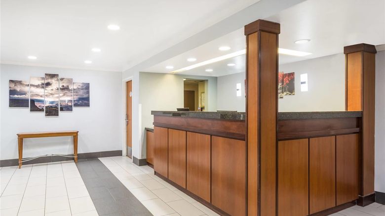 <b>Baymont Inn & Suites Flagstaff Lobby</b>. Images powered by <a href="https://iceportal.shijigroup.com/" title="IcePortal" target="_blank">IcePortal</a>.