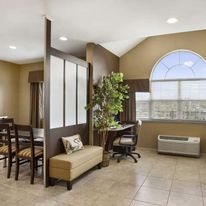 Microtel Inn & Suites Cambridge