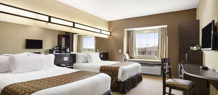 Microtel Inn & Suites Cambridge Room