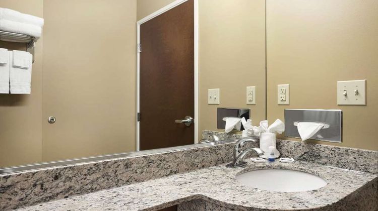 Microtel Inn & Suites Cambridge Room