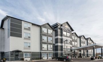 Microtel Inn & Suites Fort St John