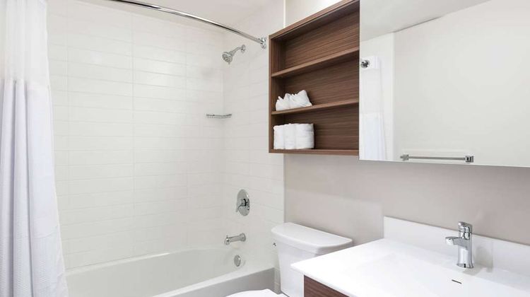 Microtel Inn & Suites Fort St John Room