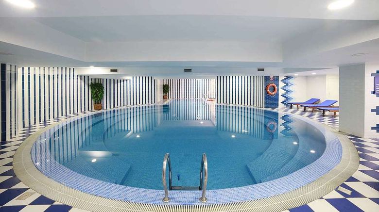 <b>Ramada Almaty Pool</b>. Images powered by <a href="https://iceportal.shijigroup.com/" title="IcePortal" target="_blank">IcePortal</a>.
