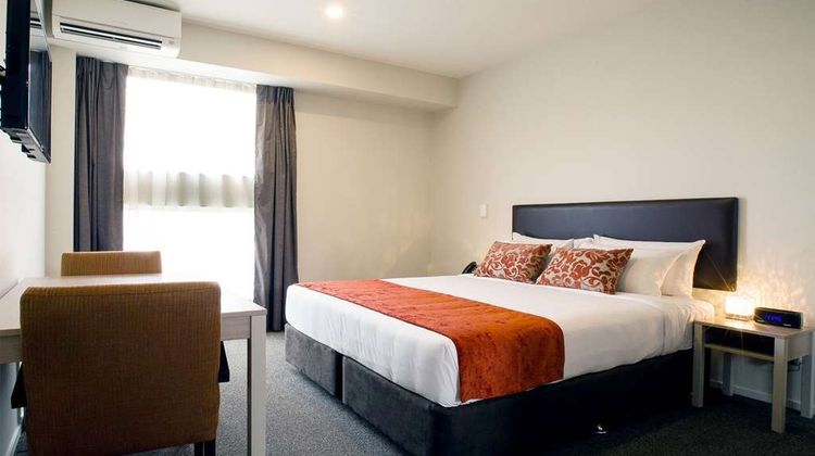Ramada Suites Christchurch City Room