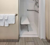 Super 8 Copley Akron Room