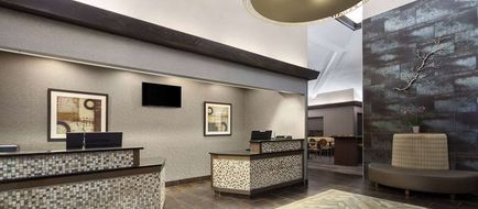 Super 8 Copley Akron Lobby