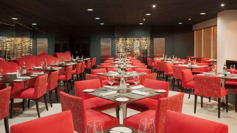 <b>Wyndham Costa Del Sol Lima Airport Restaurant</b>. Images powered by <a href="https://iceportal.shijigroup.com/" title="IcePortal" target="_blank">IcePortal</a>.