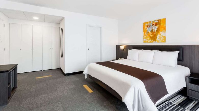 <b>Wyndham Costa Del Sol Lima Airport Room</b>. Images powered by <a href="https://iceportal.shijigroup.com/" title="IcePortal" target="_blank">IcePortal</a>.