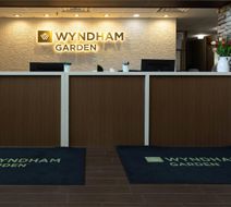 Wyndham Garden Madison Fitchburg Lobby