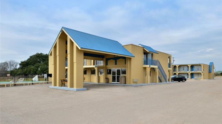 <b>Americas Best Value Inn Schulenburg Exterior</b>. Images powered by <a href="https://iceportal.shijigroup.com/" title="IcePortal" target="_blank">IcePortal</a>.