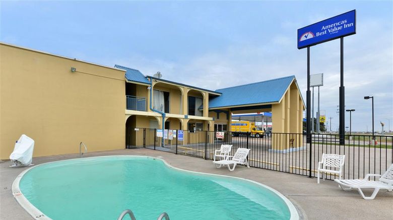 <b>Americas Best Value Inn Schulenburg Pool</b>. Images powered by <a href="https://iceportal.shijigroup.com/" title="IcePortal" target="_blank">IcePortal</a>.