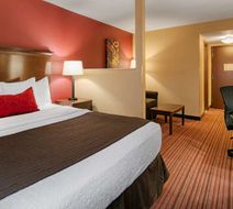 Best Western Woodland Inn Room
