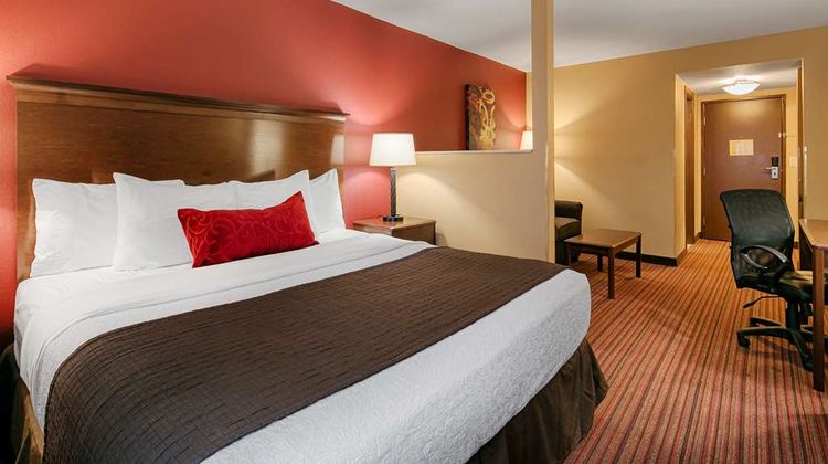 Best Western Woodland Inn Room