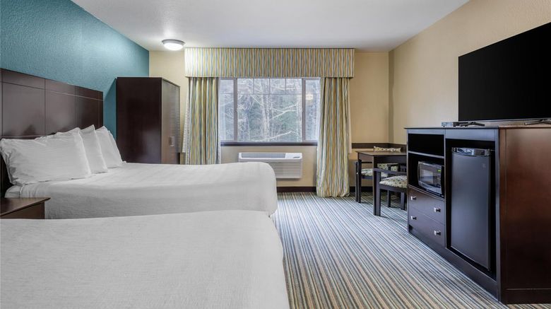 <b>Best Western Long Beach Inn Room</b>. Images powered by <a href="https://iceportal.shijigroup.com/" title="IcePortal" target="_blank">IcePortal</a>.