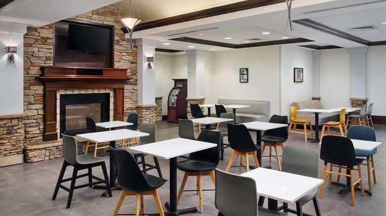 <b>Hyatt House Sterling/Dulles Arpt-North Restaurant</b>. Images powered by <a href="https://iceportal.shijigroup.com/" title="IcePortal" target="_blank">IcePortal</a>.