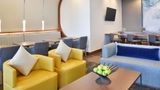 Hyatt Place Garden City Lobby