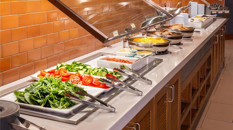 <b>Hyatt House Seattle Downtown Restaurant</b>. Images powered by <a href="https://iceportal.shijigroup.com/" title="IcePortal" target="_blank">IcePortal</a>.