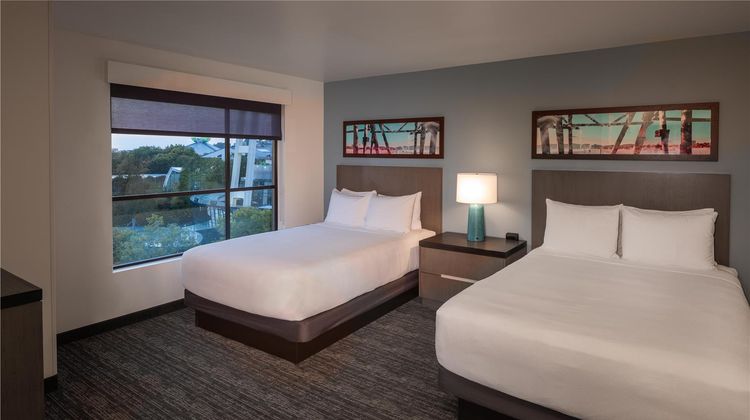 Hyatt House Seattle Downtown Suite