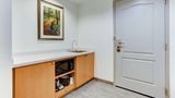 <b>Hampton Inn & Suites Manchester Other</b>. Images powered by <a href="https://iceportal.shijigroup.com/" title="IcePortal" target="_blank">IcePortal</a>.