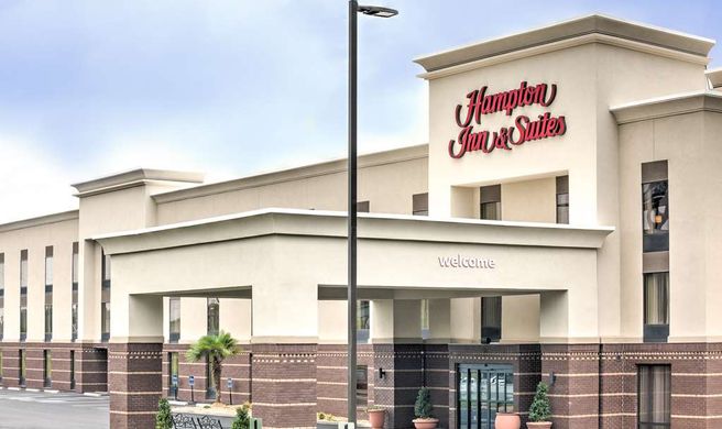 Hampton Inn & Suites Macon I-475 Exterior