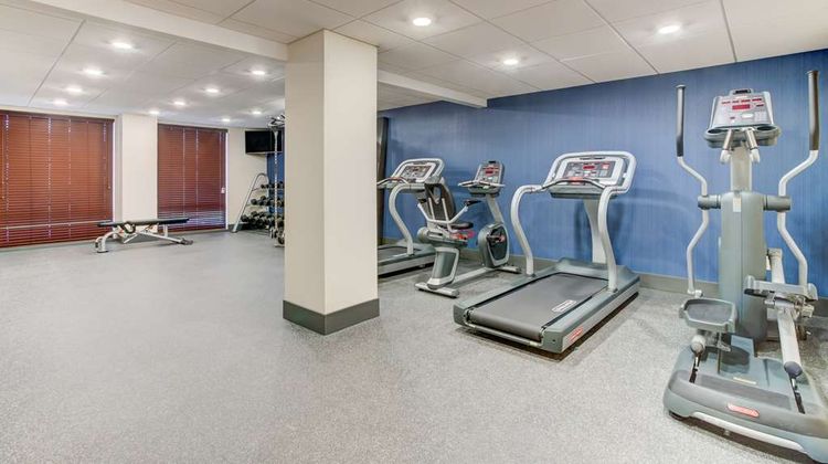 Hampton Inn & Suites Macon I-475 Health