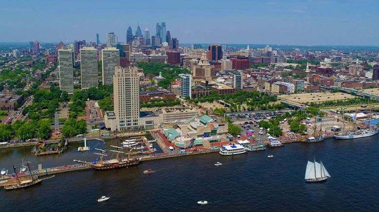 <b>Hilton Philadelphia at Penn's Landing Exterior</b>. Images powered by <a href="https://iceportal.shijigroup.com/" title="IcePortal" target="_blank">IcePortal</a>.