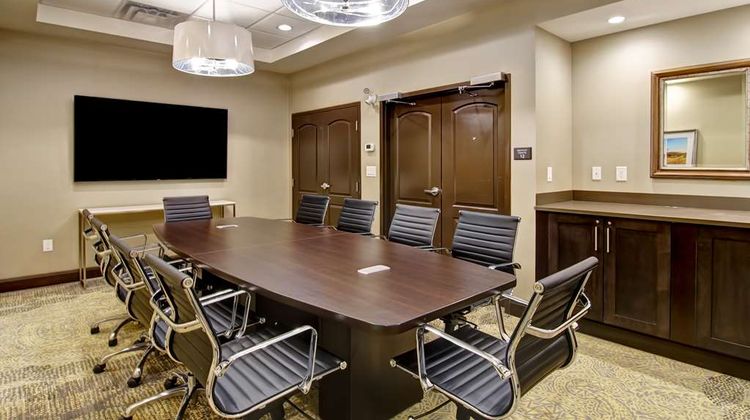 Hampton Inn & Suites Saskatoon Airport Meeting