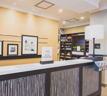 Hampton Inn & Suites by Hilton, Bolton Lobby