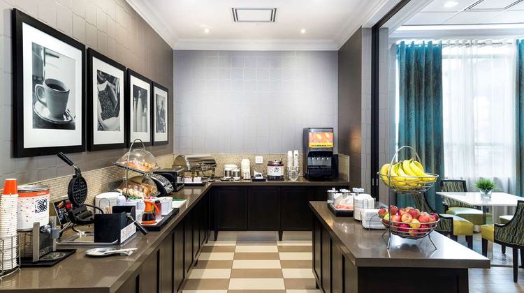 Hampton Inn & Suites by Hilton, Bolton Restaurant