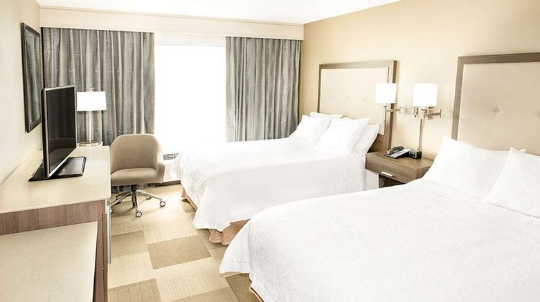 <b>Hampton Inn & Suites by Hilton, Bolton Room</b>. Images powered by <a href="https://iceportal.shijigroup.com/" title="IcePortal" target="_blank">IcePortal</a>.